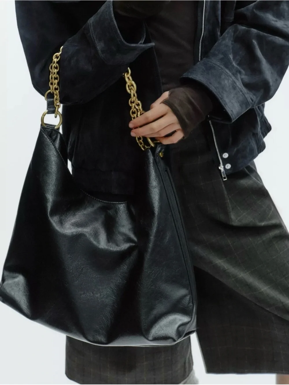 ZARA FR Black Hobo Bag with Gold Chain Accent